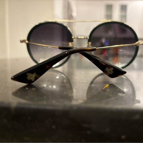 Gucci round green & red women’s sunglasses - Picture 5 of 15